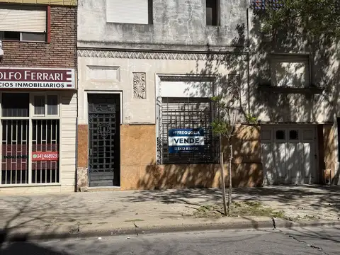 Ituzaingo  al 900
