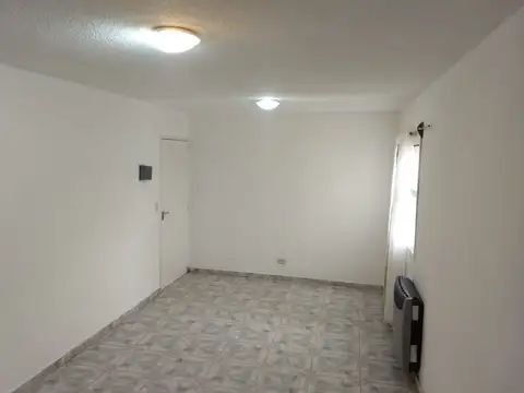 De los Arrieros 800, Piso 3ro