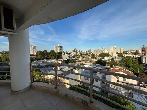 Joaquín V. González 400