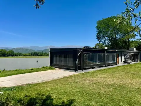 Avenida Circunvalacion Oeste