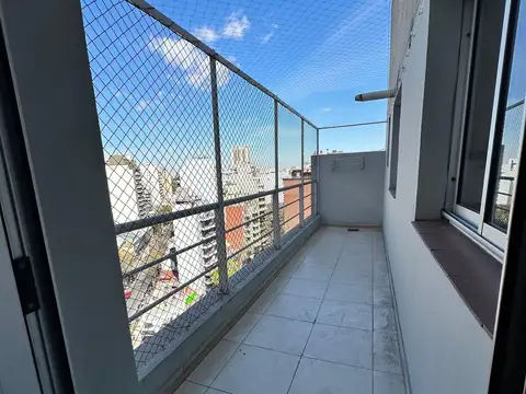Departamento en alquiler de 3 amb con dos balcones