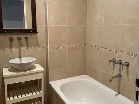 Departamento 3 ambientes con 2 baños
