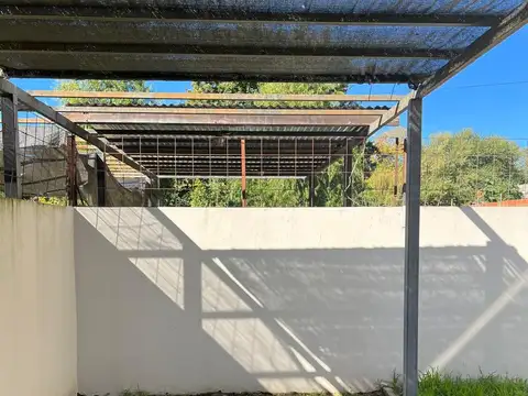 Departamento tipo casa en venta en Chascomus