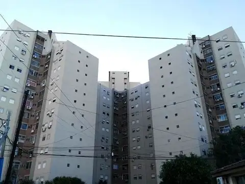 Charlone , Piso 12