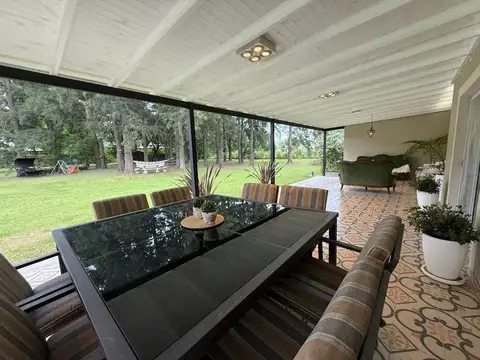 Casa 5 ambientes con 3 baños