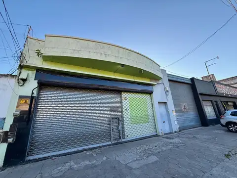 Galpon en Venta en Flores, USD 210.000