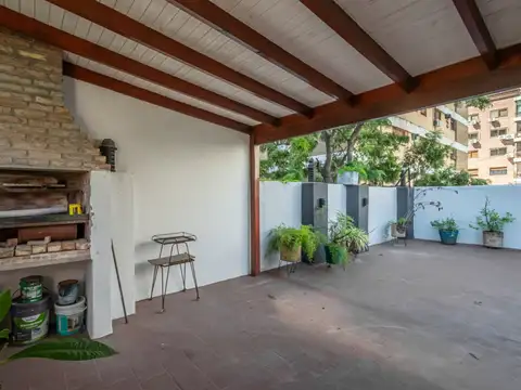 Depto Tipo Casa 4 ambientes con 2 baños