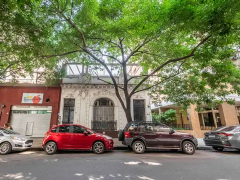 PH - 4 ambientes - Terreza propia con parrilla.-