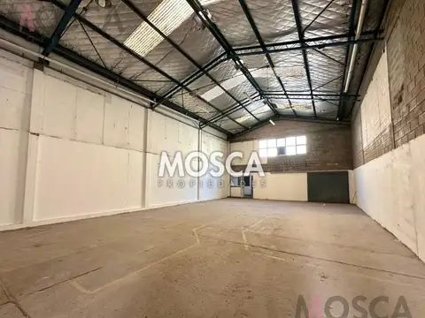 Local en Alquiler en Moreno, $ 2.000.000