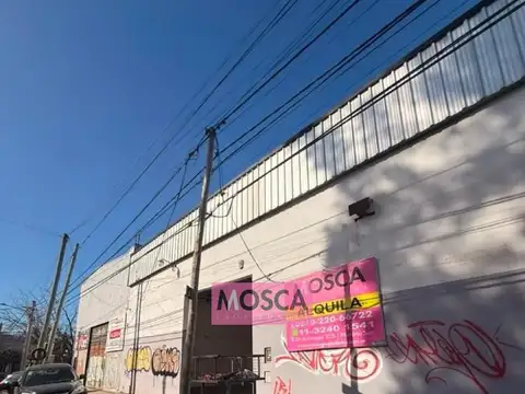 Alquilo Galpón en pleno centro de Moreno