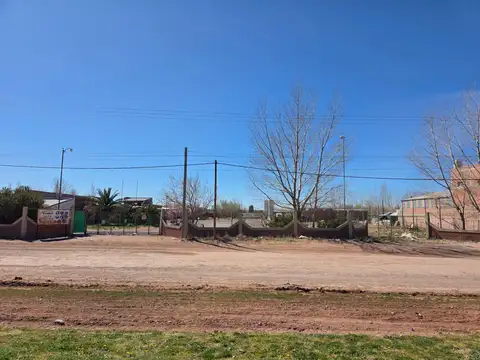 Terreno en Venta en Rincón de los Sauces, USD 1.370.000