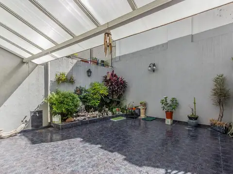 Depto Tipo Casa en Venta de 5 ambientes