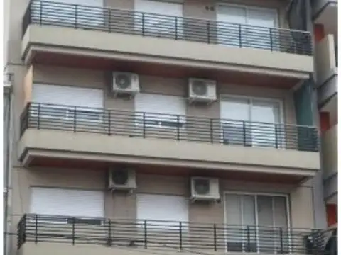 EXCELENTE DEPARTAMENTO 1 AMB-LATERAL- LUMINOSO