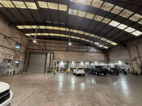 ALQUILER DE DEPOSITO DE 1.634 M2 EN SAAVEDRA