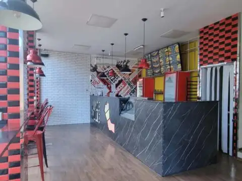 Importante esquina Comercial  en  VENTA (Block)