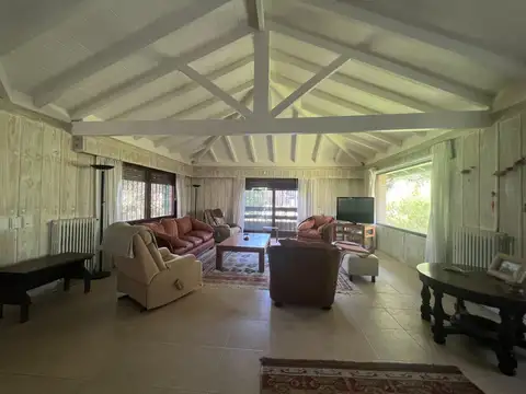 Casa en Venta de 5 dormitorios