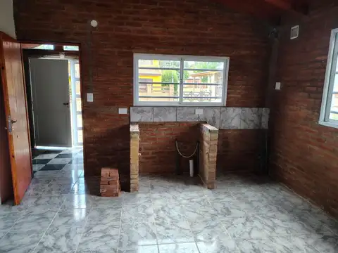 Depto Tipo Casa 3 ambientes con 2 baños