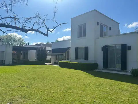 21/12 al 22/02 - Impecable Casa en Alquiler Temporal en Santa Bárbara