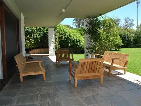 Casa en Alquiler Temporal de 4 dormitorios