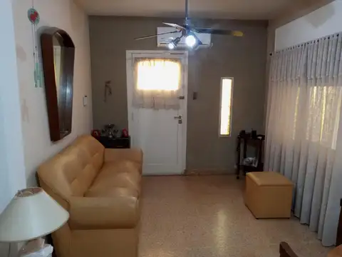 Casa en Venta en Moron Sur, USD 99.900
