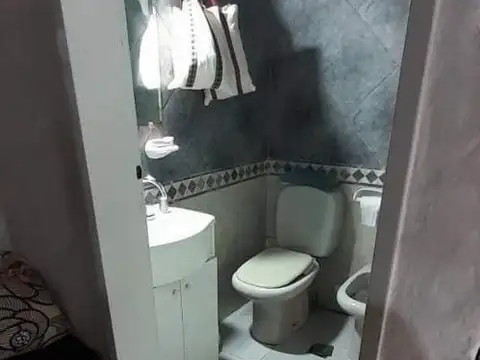 Depto Tipo Casa 2 ambientes con 1 baño