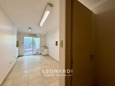 Oficina en Alquiler en Belén de Escobar, $ 850.000