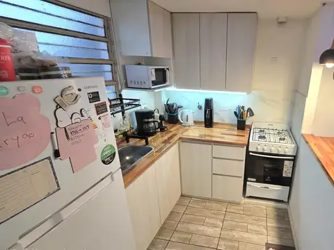 Depto Tipo Casa en Venta en Villa del Parque, USD 167.000