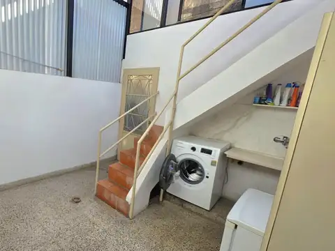 Depto Tipo Casa en Venta al Este