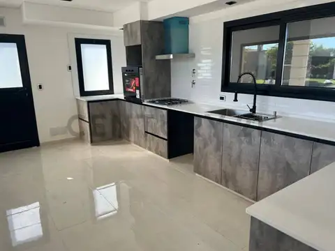 Casa en Alquiler A Estrenar