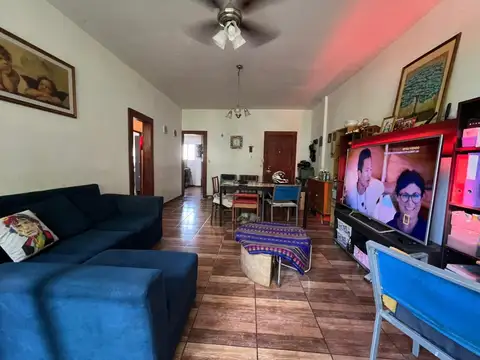 VENTA DEPARTAMENTO - PISO EXCLUSIVO DE 3 DORMITORIOS - ARROYITO