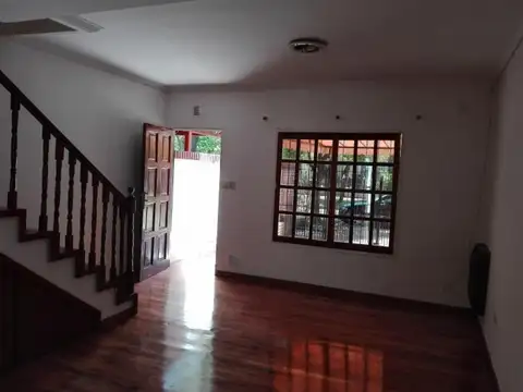 VENTA DUPLEX EN EL CENTRO DE VARELA