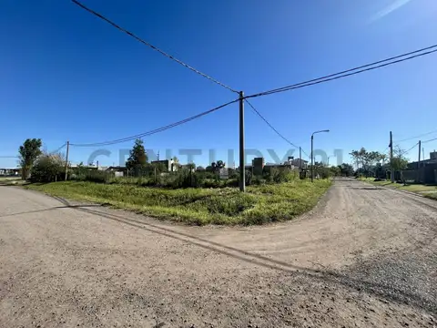 VENTA | Lote doble en esquina - Acequias del Aire, Roldan