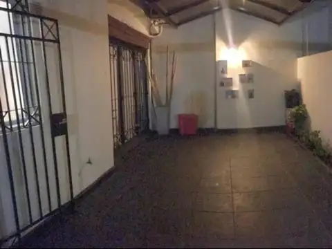 Depto Tipo Casa en Venta con 1 cocheras
