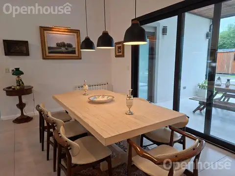 Casa en Venta con 6 cocheras
