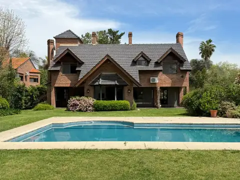 VENTA CASA 4 AMBIENTES LAS PRADERAS DE LUJAN