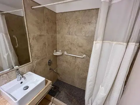Departamento en Alquiler con 1 cocheras
