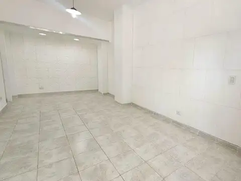 Venta permuta local en Villa Santa Rita ideal emprendedor