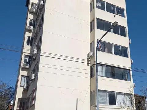 Venta permuta local en Villa Santa Rita ideal emprendedor