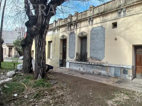 Venta PH 2 ambientes en Lanús Oeste
