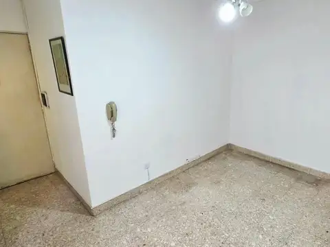 Departamento en Alquiler en Ramos Mejia Sur, $ 400.000