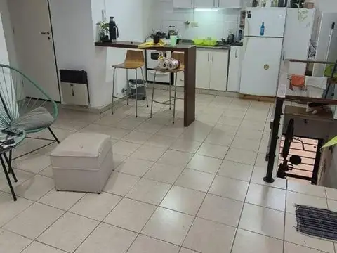 Depto Tipo Casa en Alquiler de 2 dormitorios