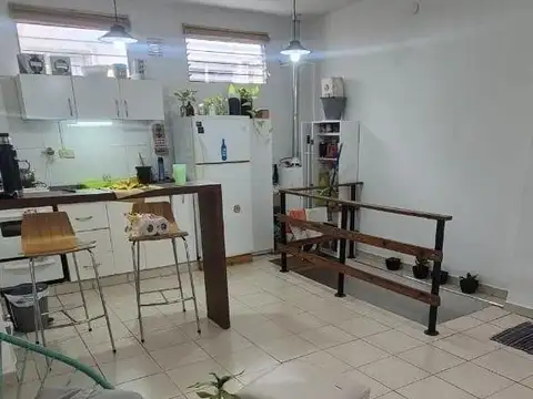 Depto Tipo Casa en Alquiler de 3 ambientes