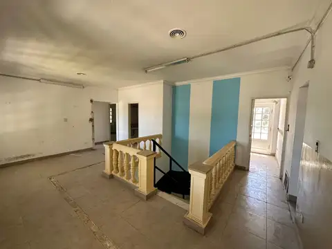 Local  en Alquiler en Campana, G.B.A. Zona Norte, Argentina