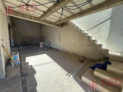 Casa 5 ambientes con 2 baños