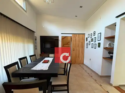 Casa en Alquiler de 3 dormitorios