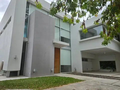 Casa en Venta en La Pradera I, USD 600.000