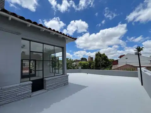 Casa 3 ambiente TERRAZA y QUINCHO-PERMUTA