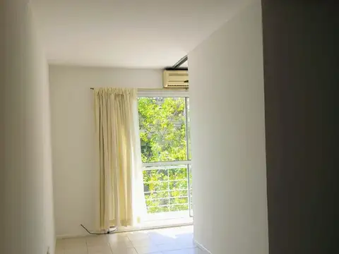 Lavalle 3000, Piso 2