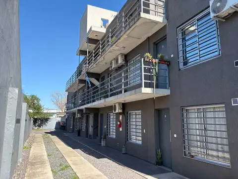 Depto Tipo Casa en Venta en Morón, USD 50.000