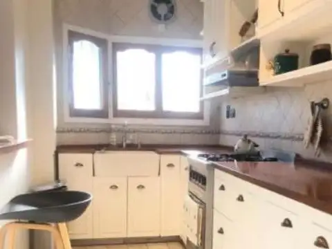 Depto Tipo Casa en Venta de 5 ambientes